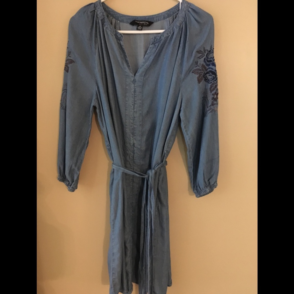 Light weight dress